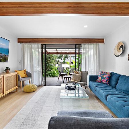Stylish Townhouse, Private Courtyard Walk To Beach Noosaville Eksteriør bilde